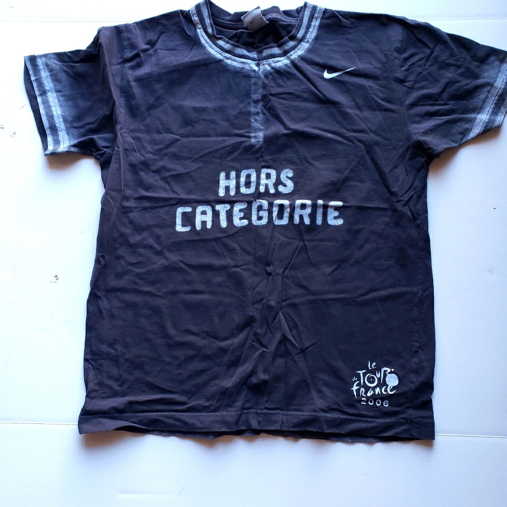 Nike Tour De France Hors Categorie large t-shirt